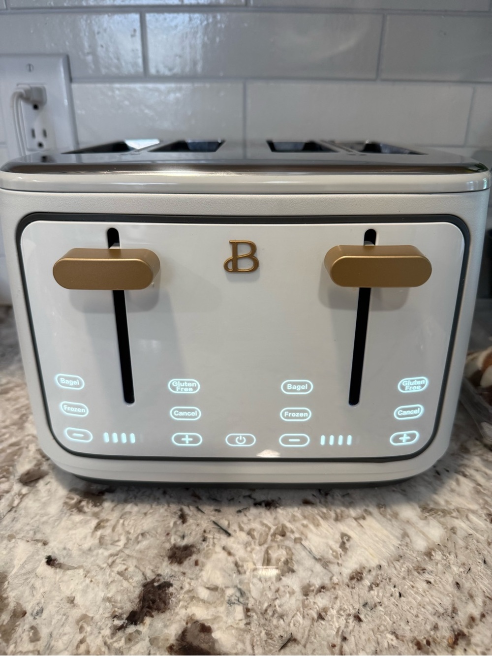Drew Barrymore White and Gold 4-Slice Toaster
